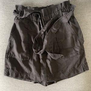 Express black skort